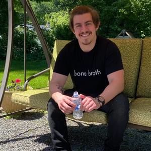 Meet your Posher, Zach